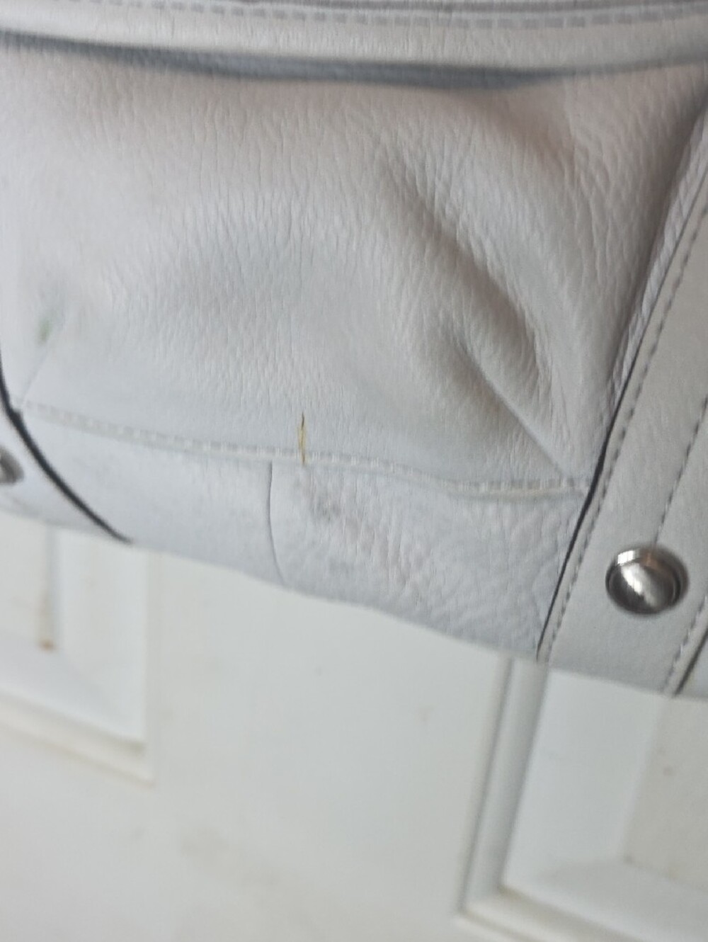 b. makowsky White Leather Shoulder Bag with Braided Handle - Picture 8 of 10